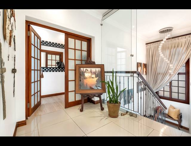 4 BEDROOM HOUSE FOR SALE IN HYDE PARK